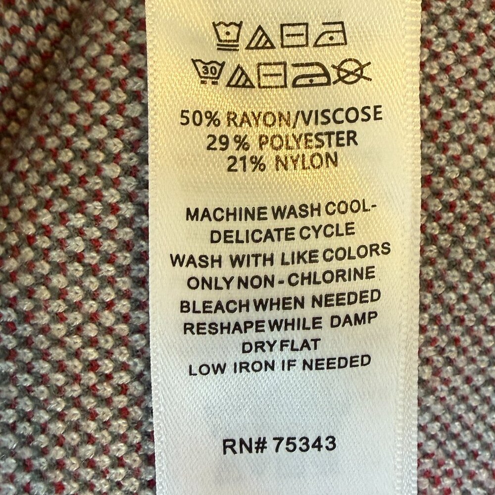 NWOT TAHARI Mock Neck Winter Scene Woman's Sweater Size Small - Picture 8 of 12